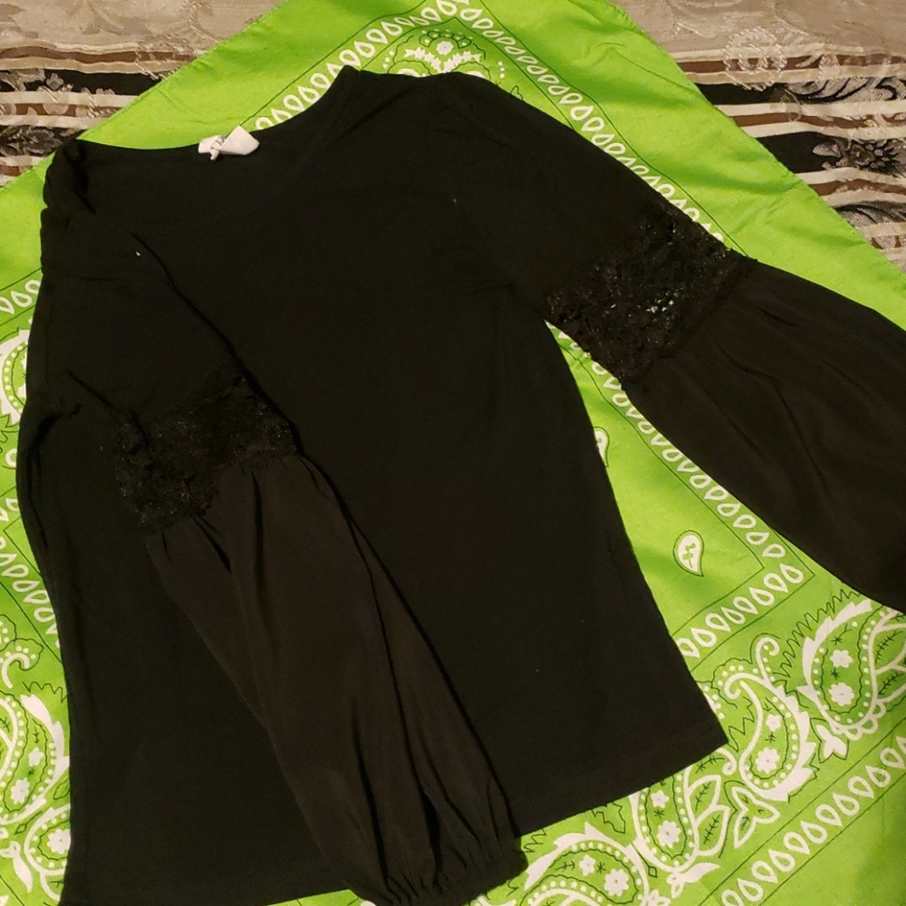 4T shirt